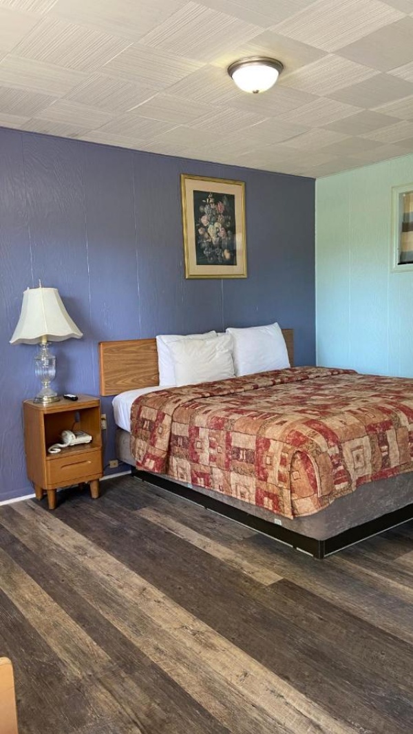 Northland Motel Bay City-Kawkawlin image 9